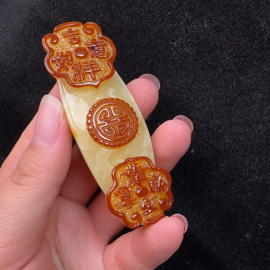 蜜蜡未镶嵌珠宝奇石微粉
