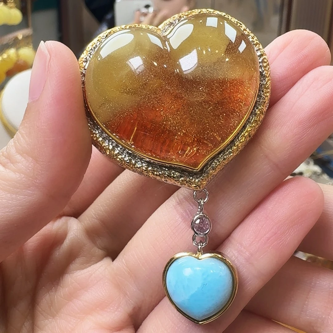 琥珀未镶嵌颈饰吊坠