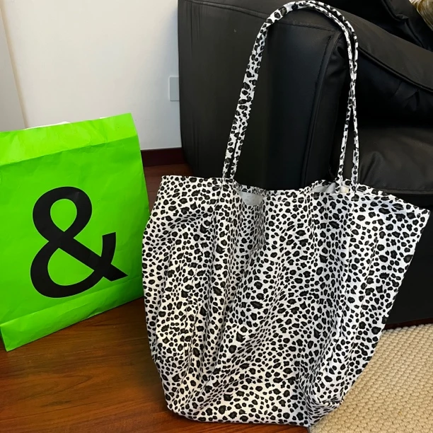 清清 默认微瑕包包 no退no换9.7