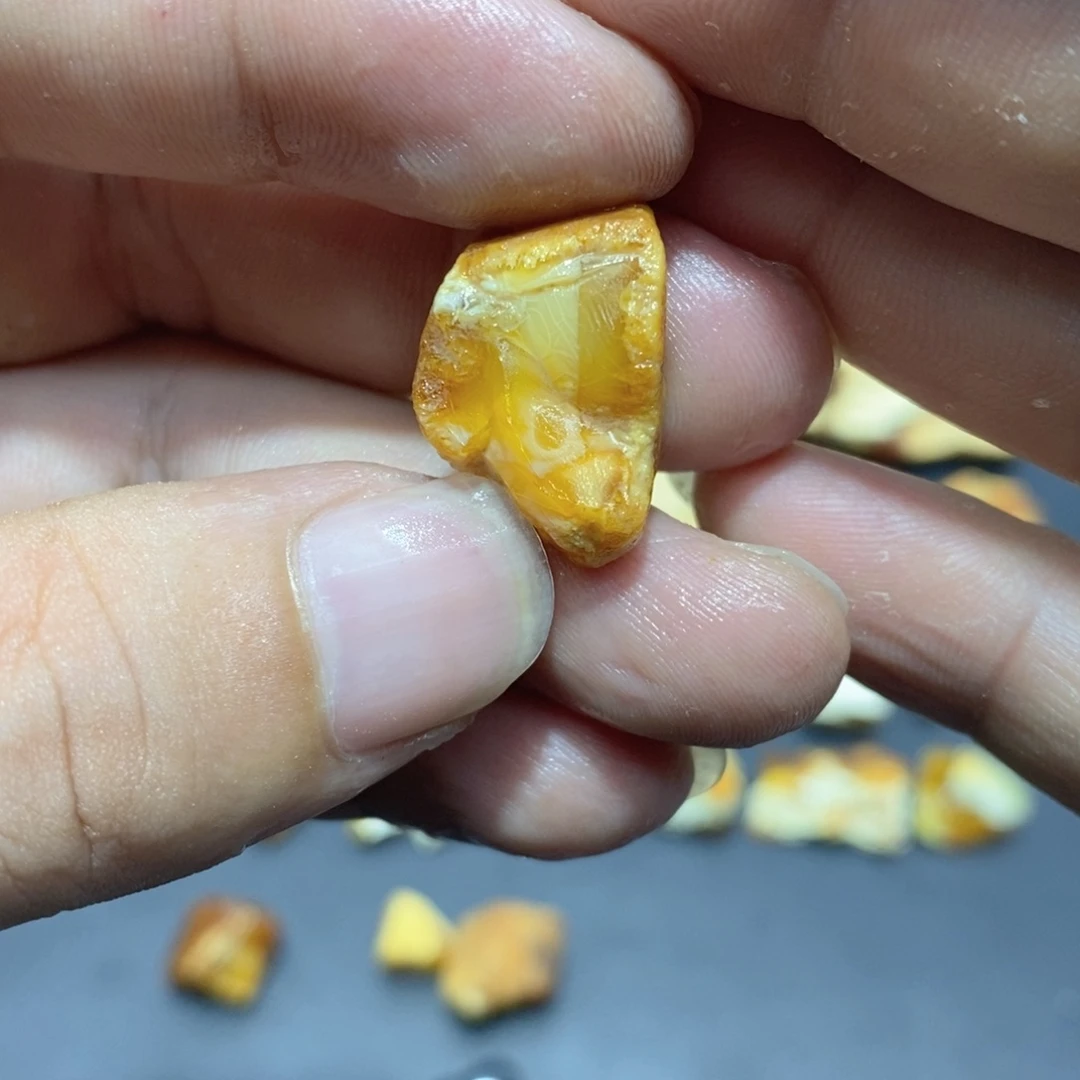 定制琥珀蜜蜡原石定制