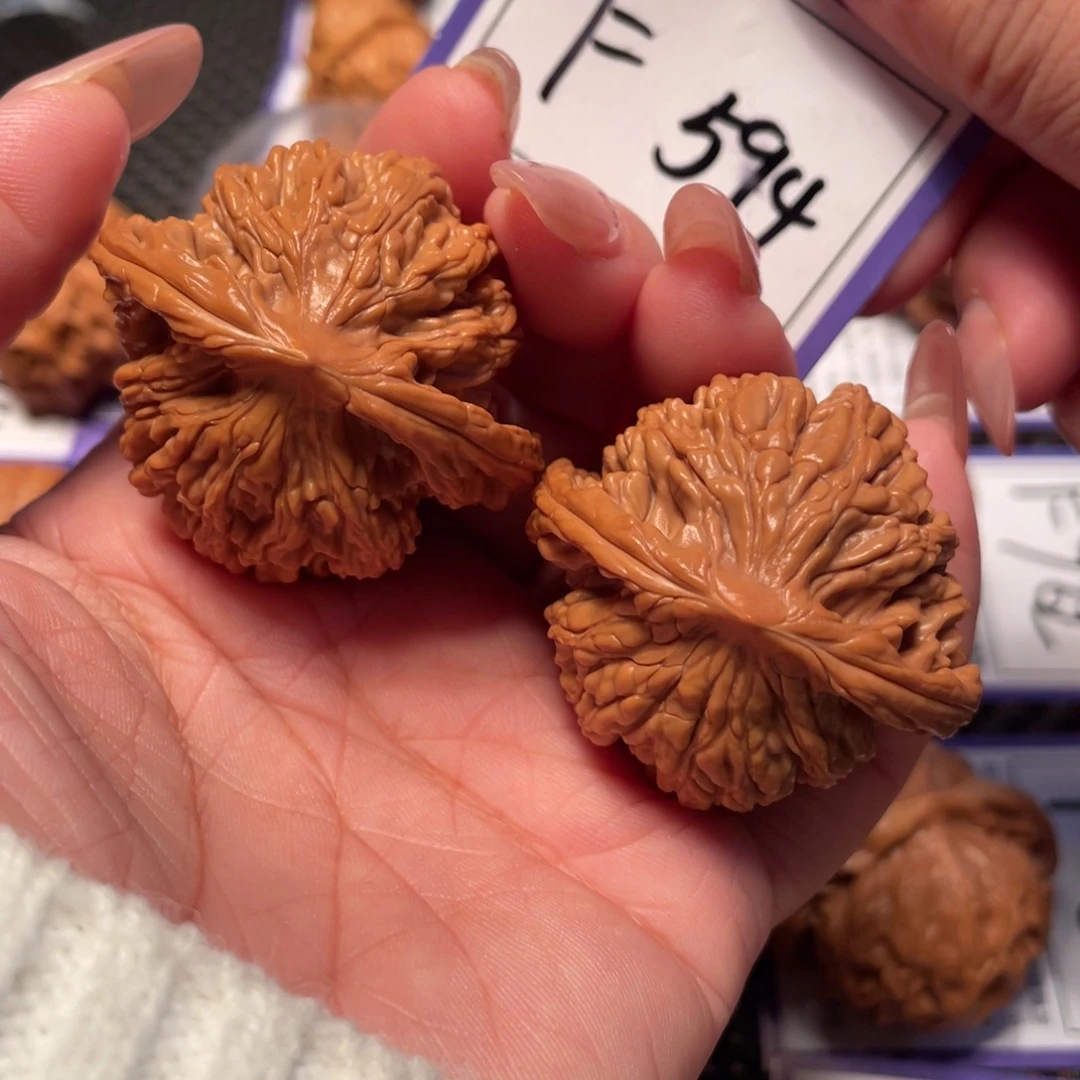 文玩核桃把件595号麦穗43