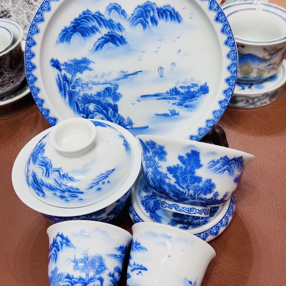 摆件景德镇市和上海浦东新区的部分