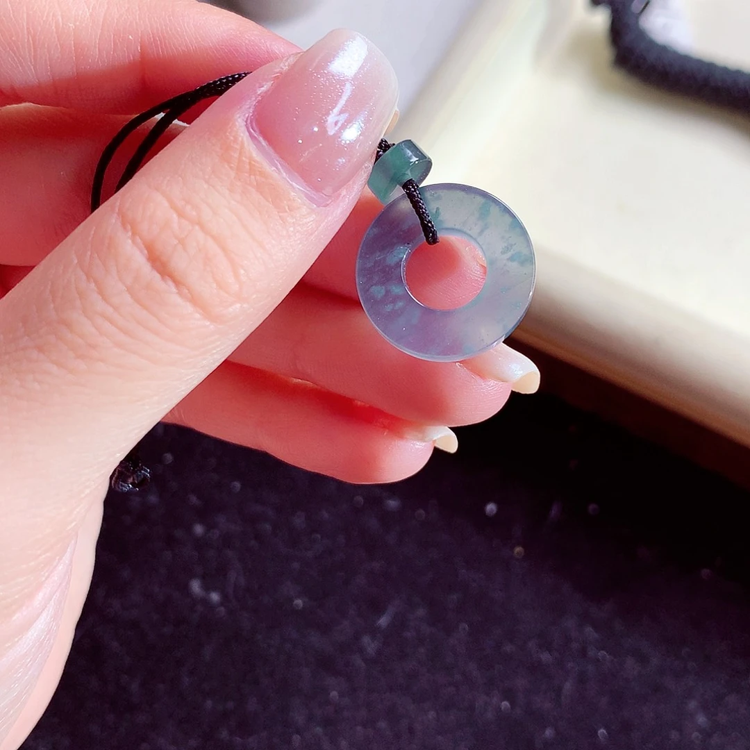 颈饰未镶嵌翡翠天然