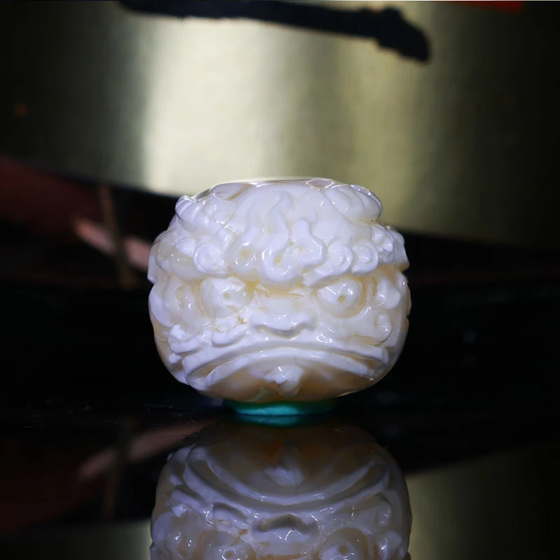 18m兽面老型蜜蜡顶珠原矿一物一图精工雕刻白花醒狮蜜蜡墩子y39