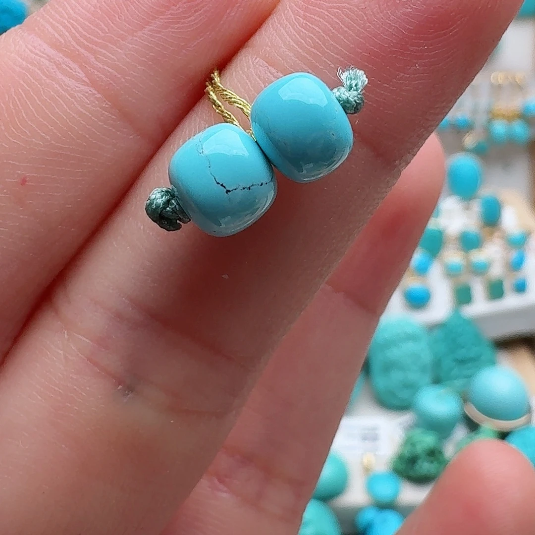 未镶嵌绿松石珠宝奇石