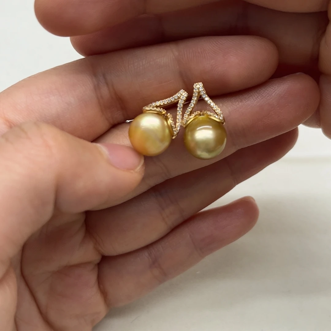 银S925镶嵌海水珍珠耳饰