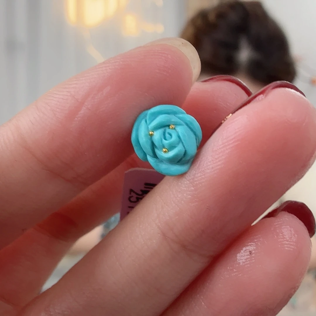 绿松石未镶嵌珠宝奇石