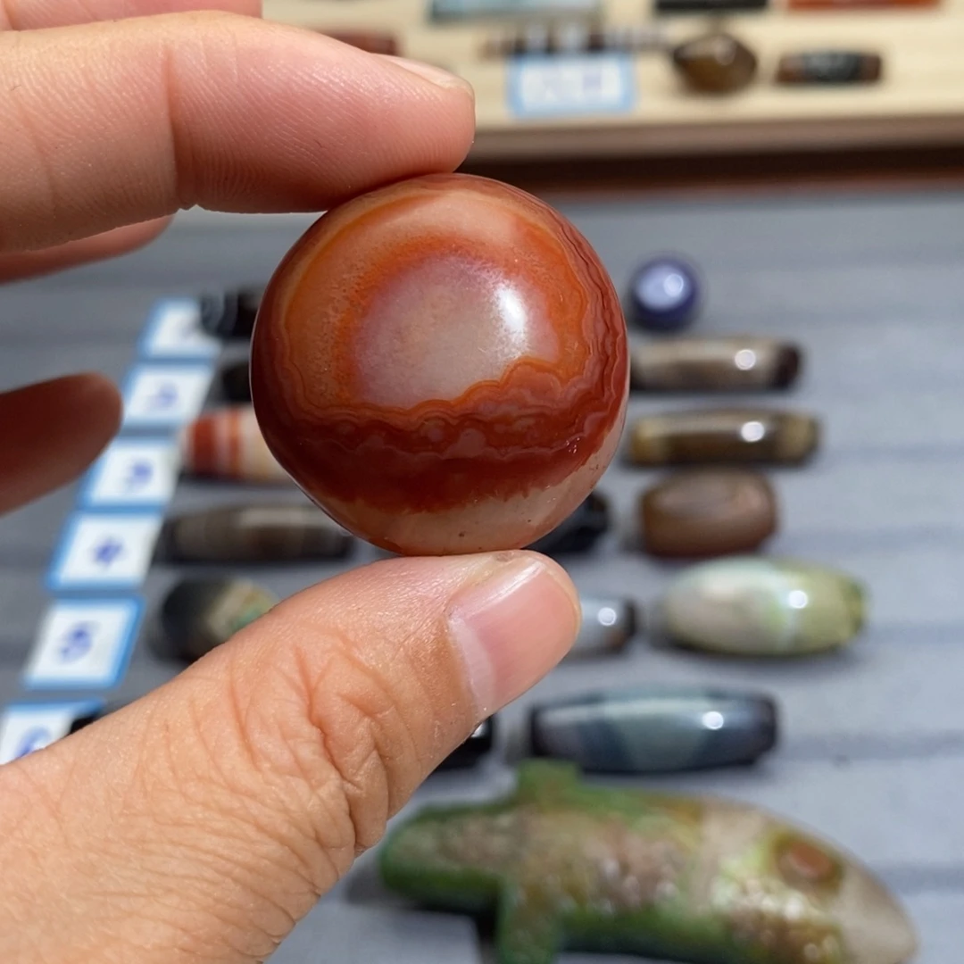 玛瑙/玉髓颈饰未镶嵌茶**寻