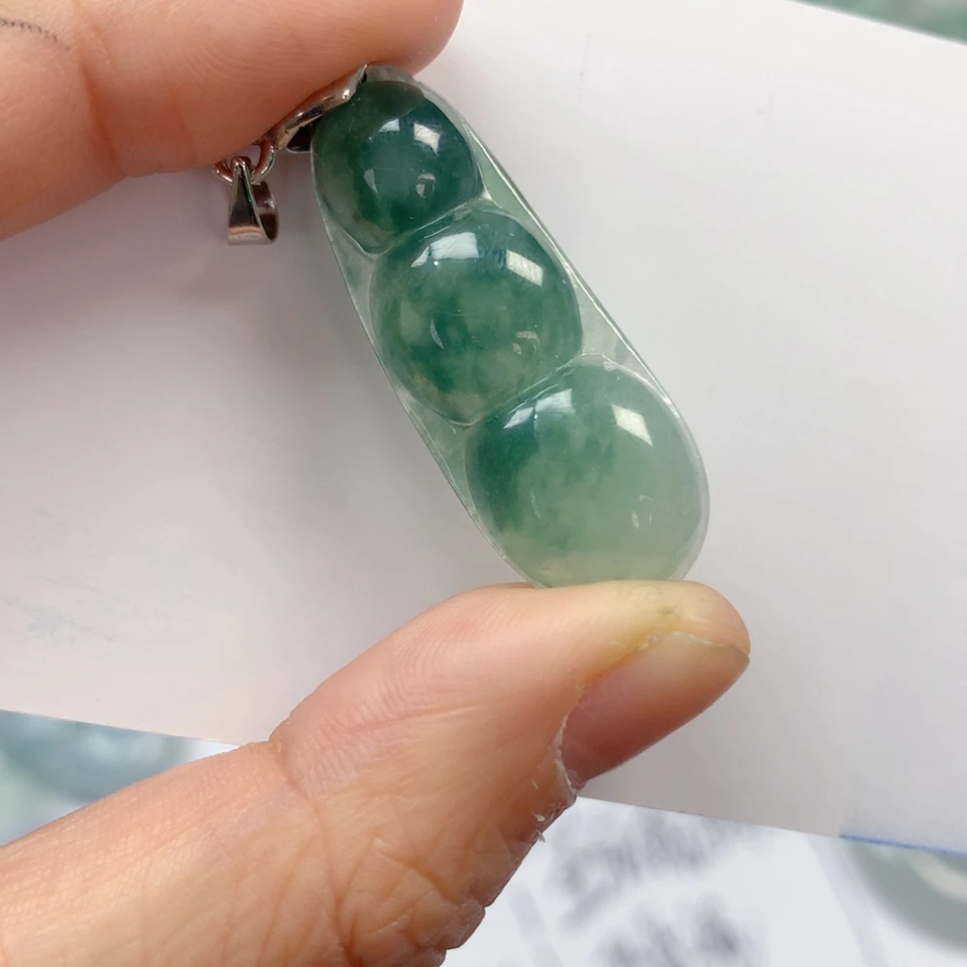 翡翠未镶嵌颈饰纯天然a翡翠