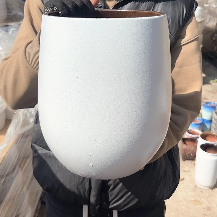 红陶白蛋壳口径21高度28