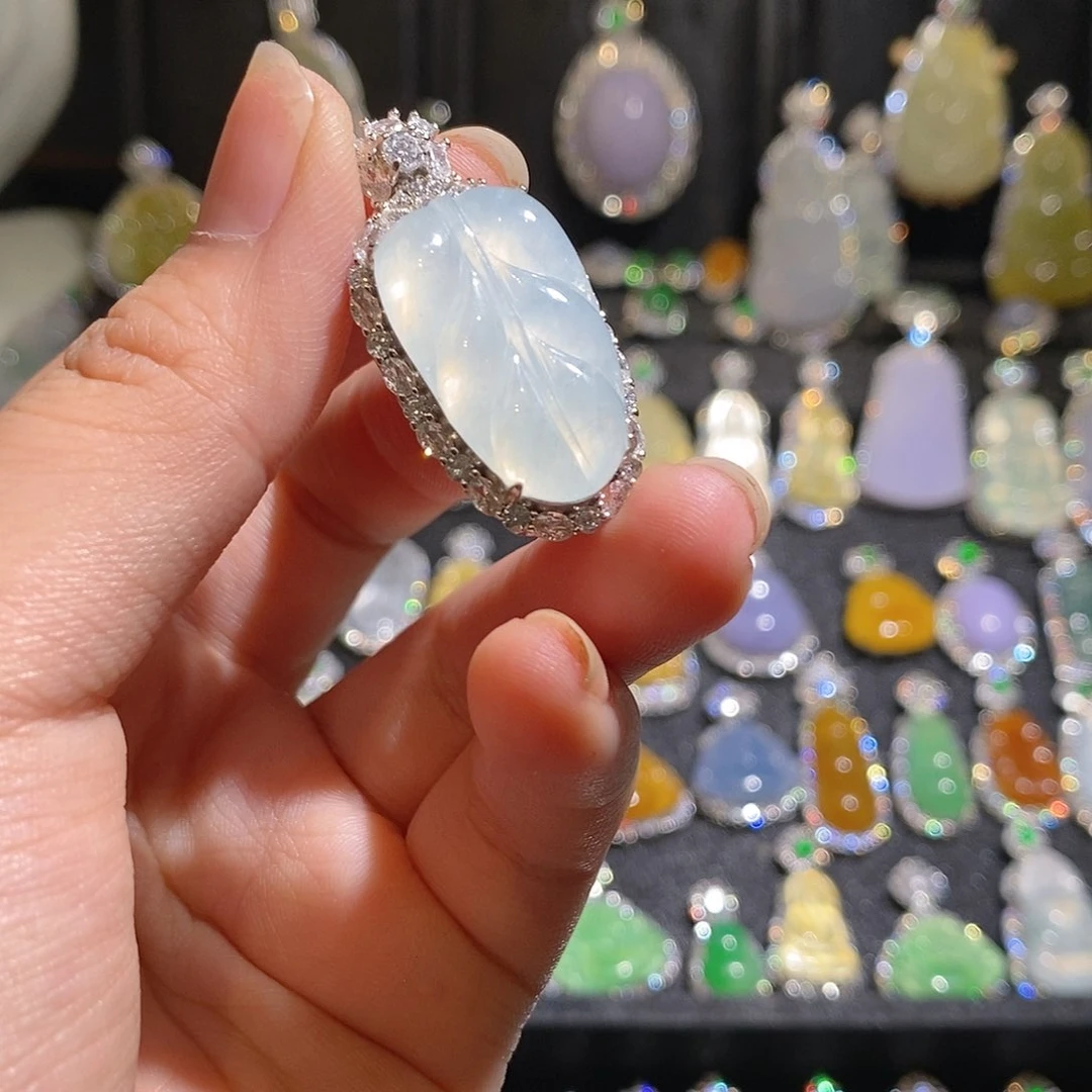 颈饰银S925镶嵌翡翠天然翡翠