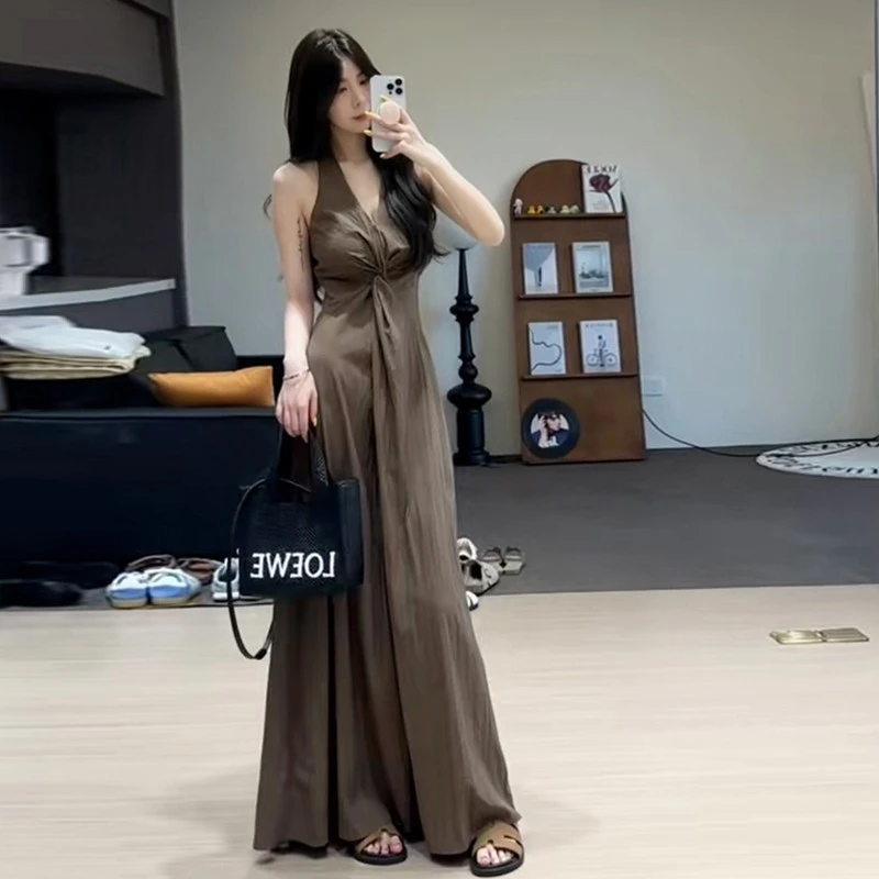 2025新款夏季法式气质高级感黑色吊带挂脖连衣裙子女装御姐风长裙