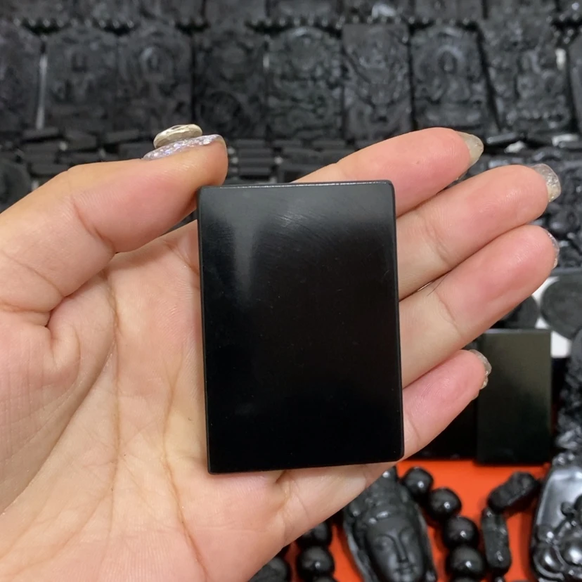 【闪购商品】未镶嵌蛇纹石玉颈饰