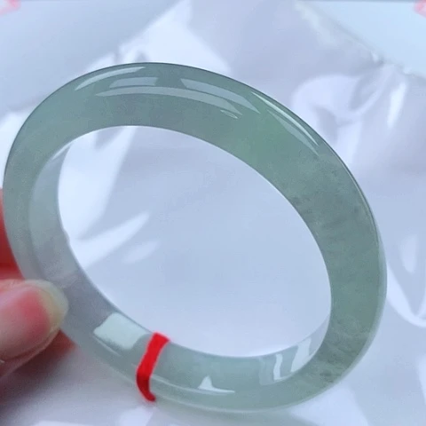 翡翠手镯未镶嵌16 号翡翠手镯