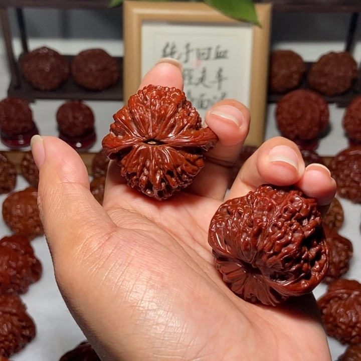 贺***6吊坠文玩核桃猫粮