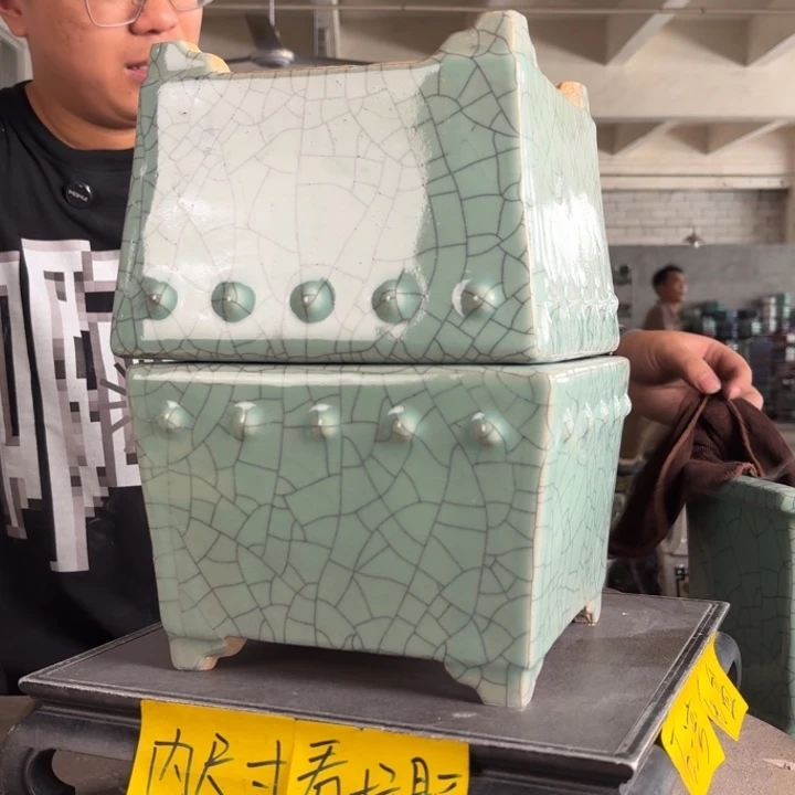 。一风堂石湾花盆 小收缩 气孔内17*12