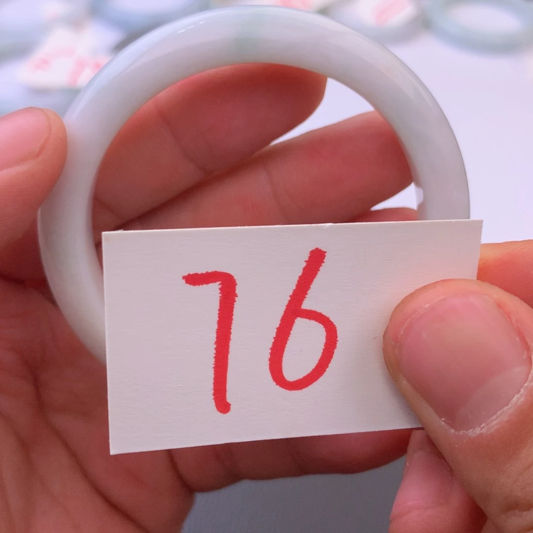 翡翠手镯未镶嵌456698888888888