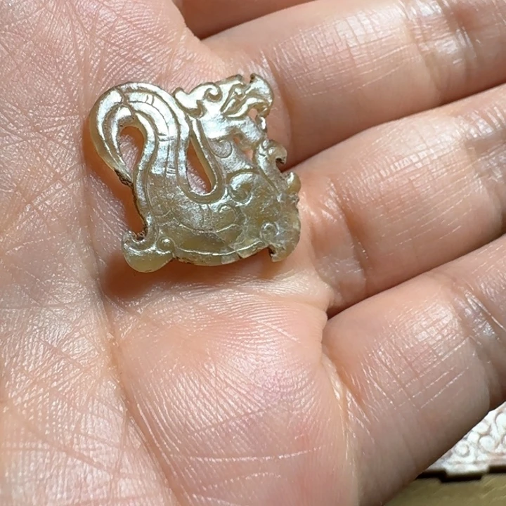 虺***喜和田玉（糖玉）未镶嵌挂件
