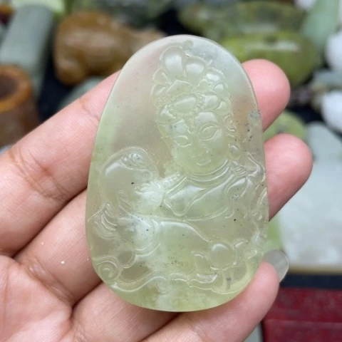 蛇纹石玉未镶嵌颈饰13