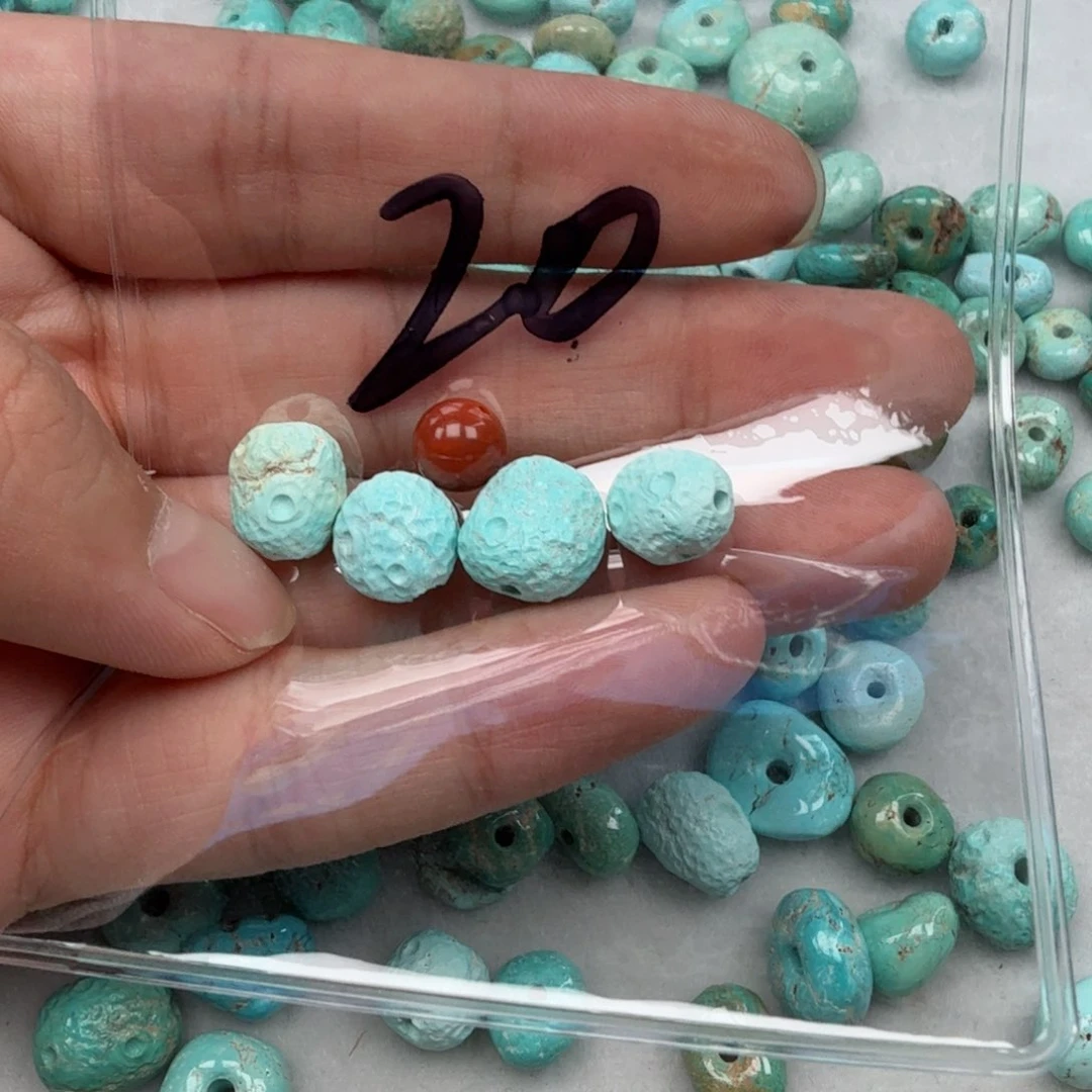 南红玛瑙未镶嵌珠宝奇石