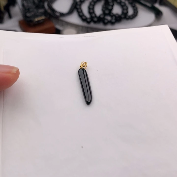 颈饰18K金镶嵌翡翠天然缅甸墨翠吊坠