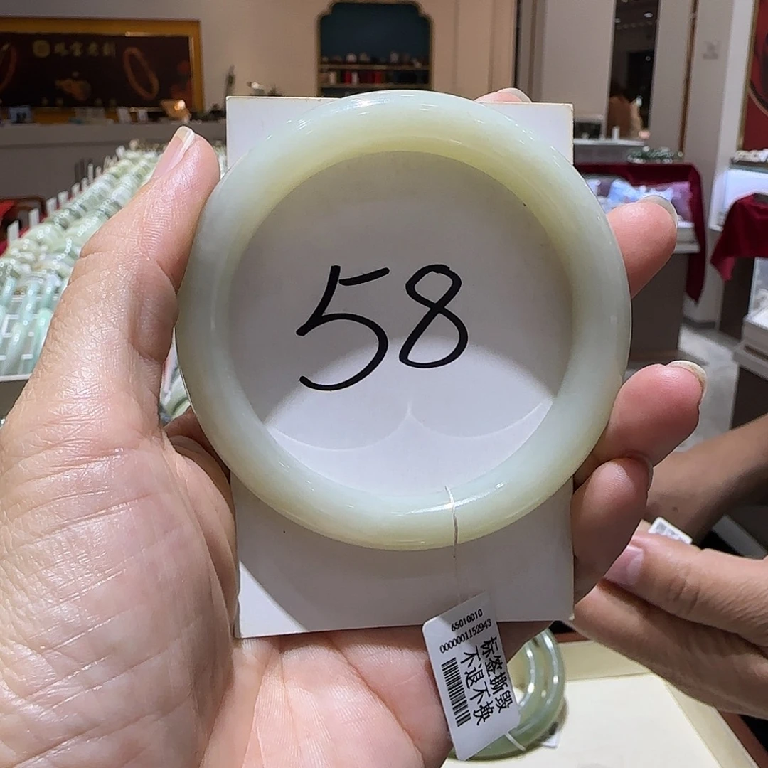 和田玉未镶嵌手镯800