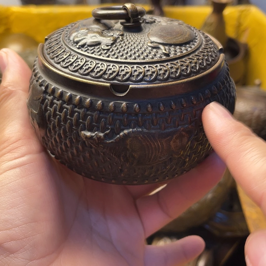 山***相铜器时代烟灰缸2个