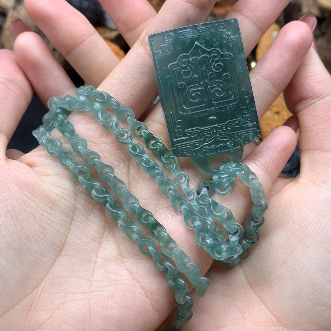 鸿***艾定制翡翠未镶嵌翡翠