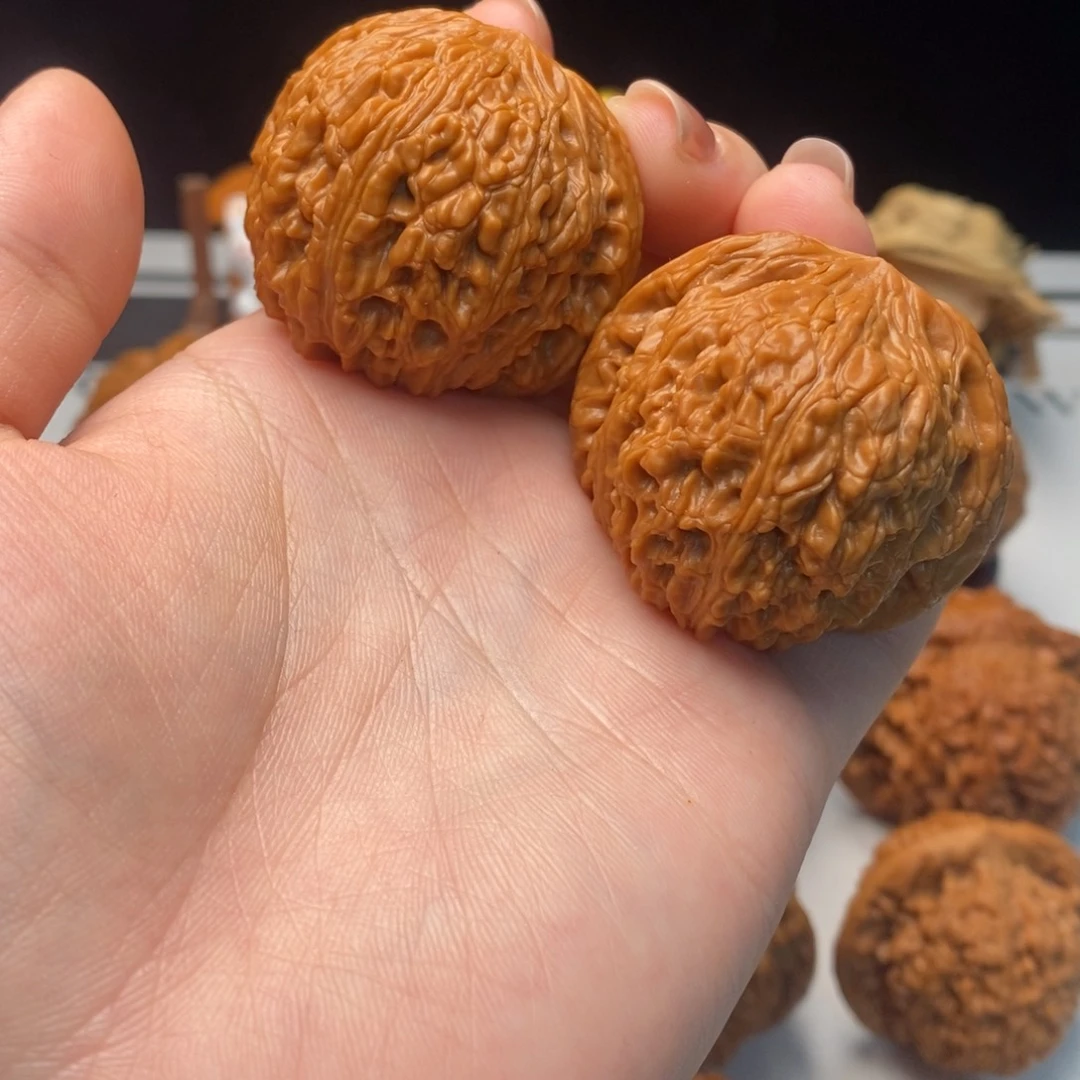 核桃.****.文玩核桃泥鳅背40