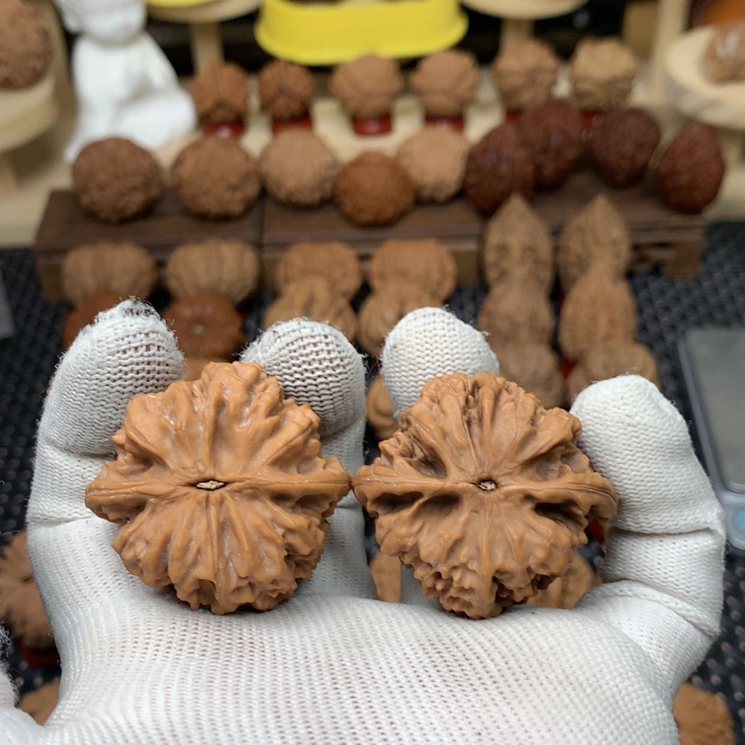 【闪购商品】文玩核桃把件t**g全品野生房山鸡心42