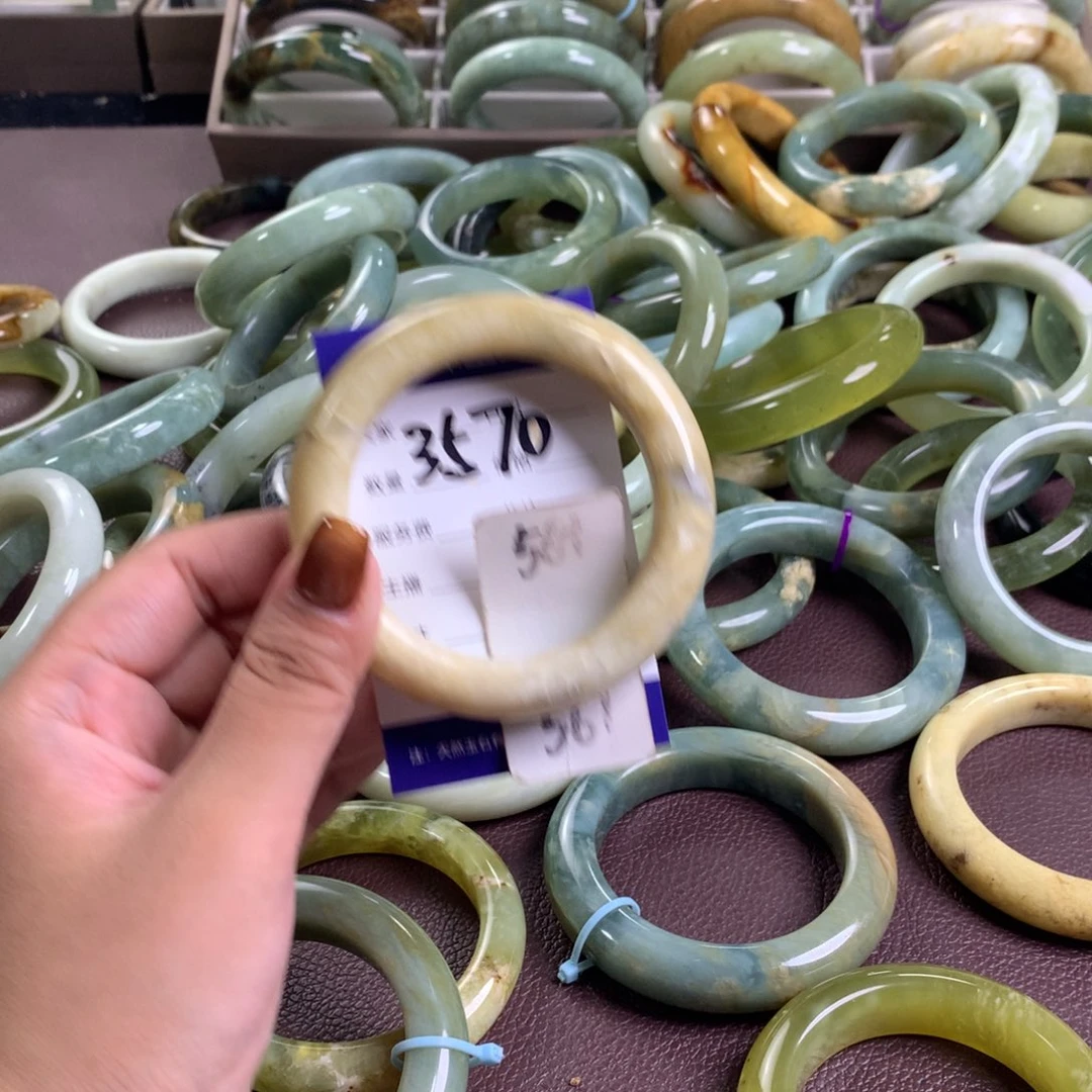 未镶嵌蛇纹石玉手镯3570
