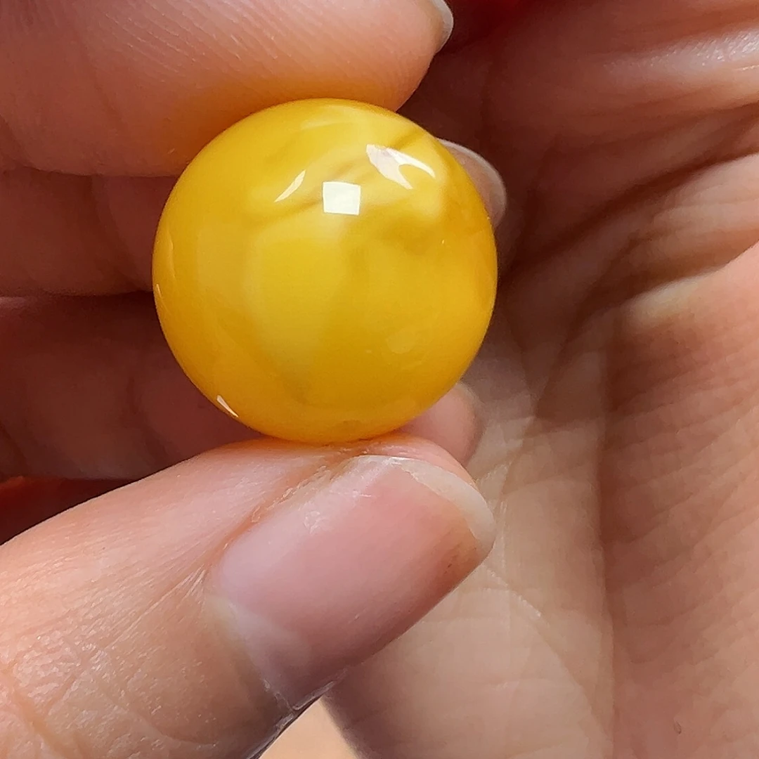 蜜蜡未镶嵌珠宝奇石