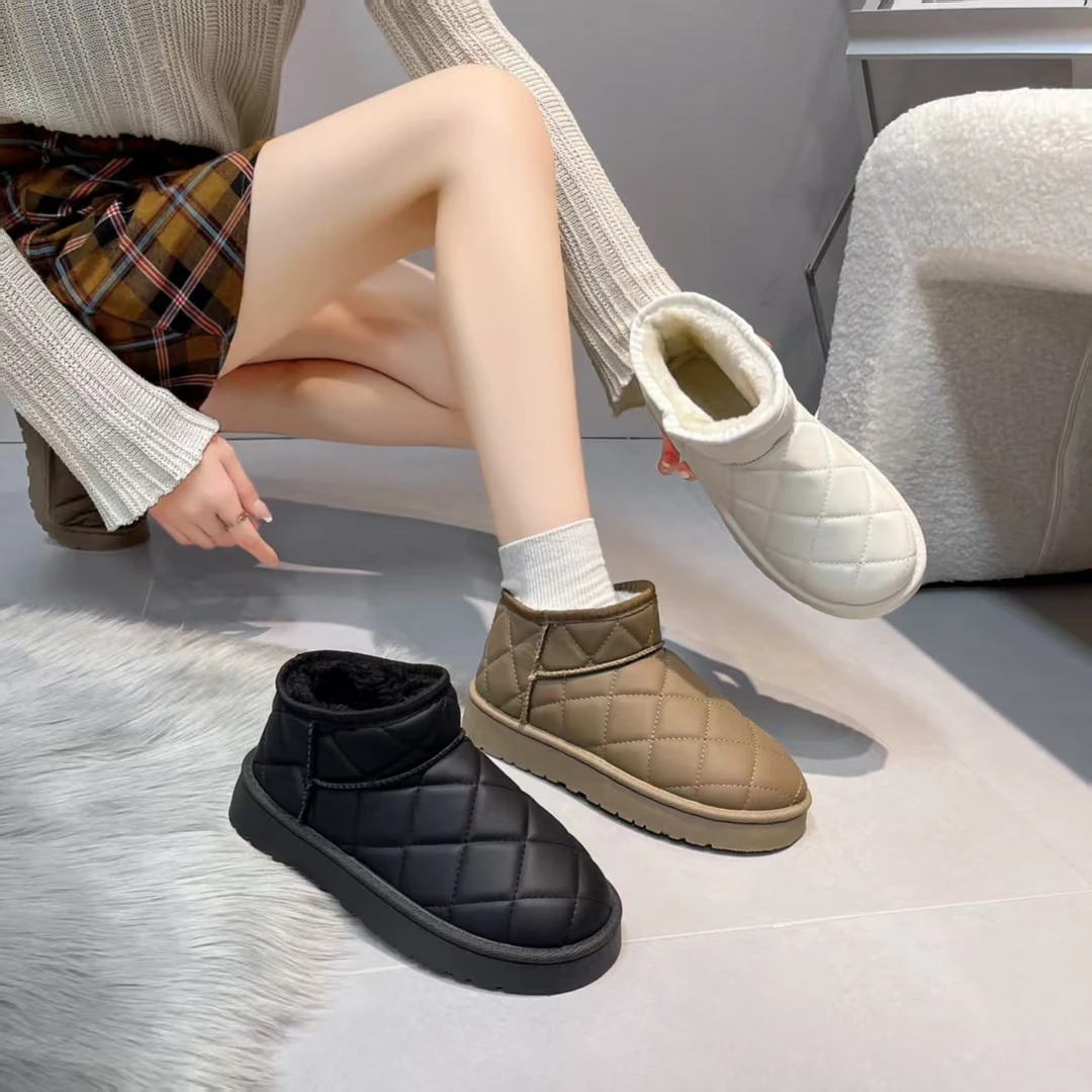 厚底皮面防水雪地靴女冬季加绒加厚保暖软底防滑棉鞋1603