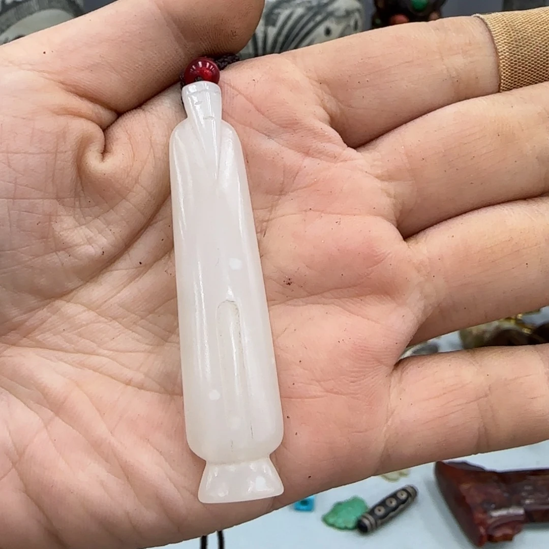 未镶嵌和田玉（糖玉）挂件