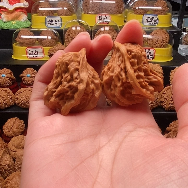 文玩核桃把件盘山鸟39