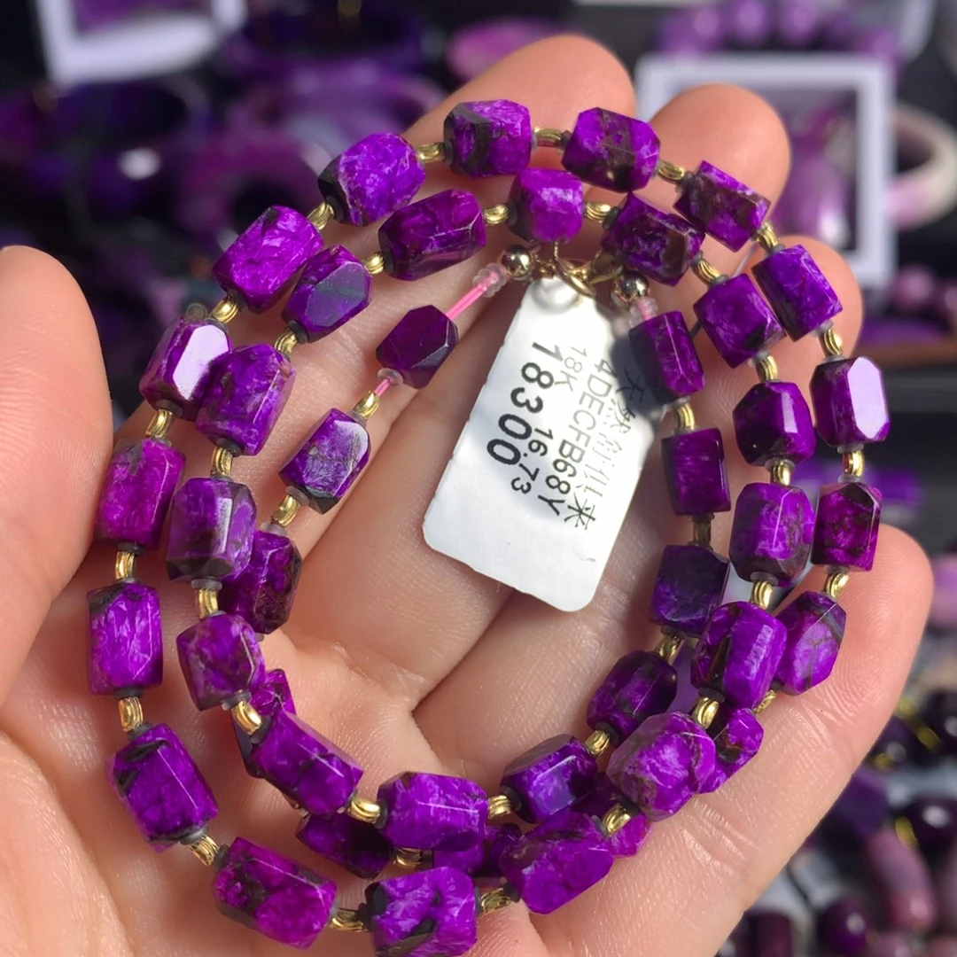 苏纪石（舒俱来）18K金镶嵌红丝绒项链18k