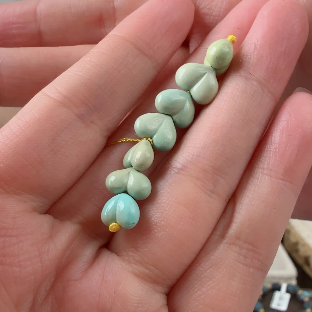 绿松石未镶嵌挂件