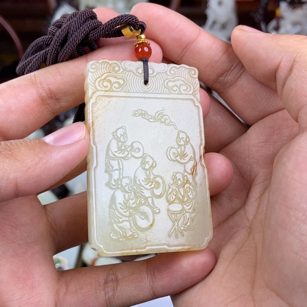 和田玉挂件未镶嵌甜***娃