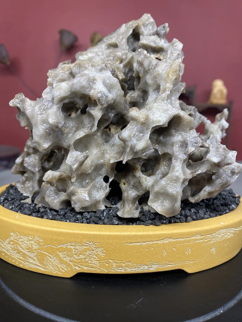玉化玲珑纯天然奇石