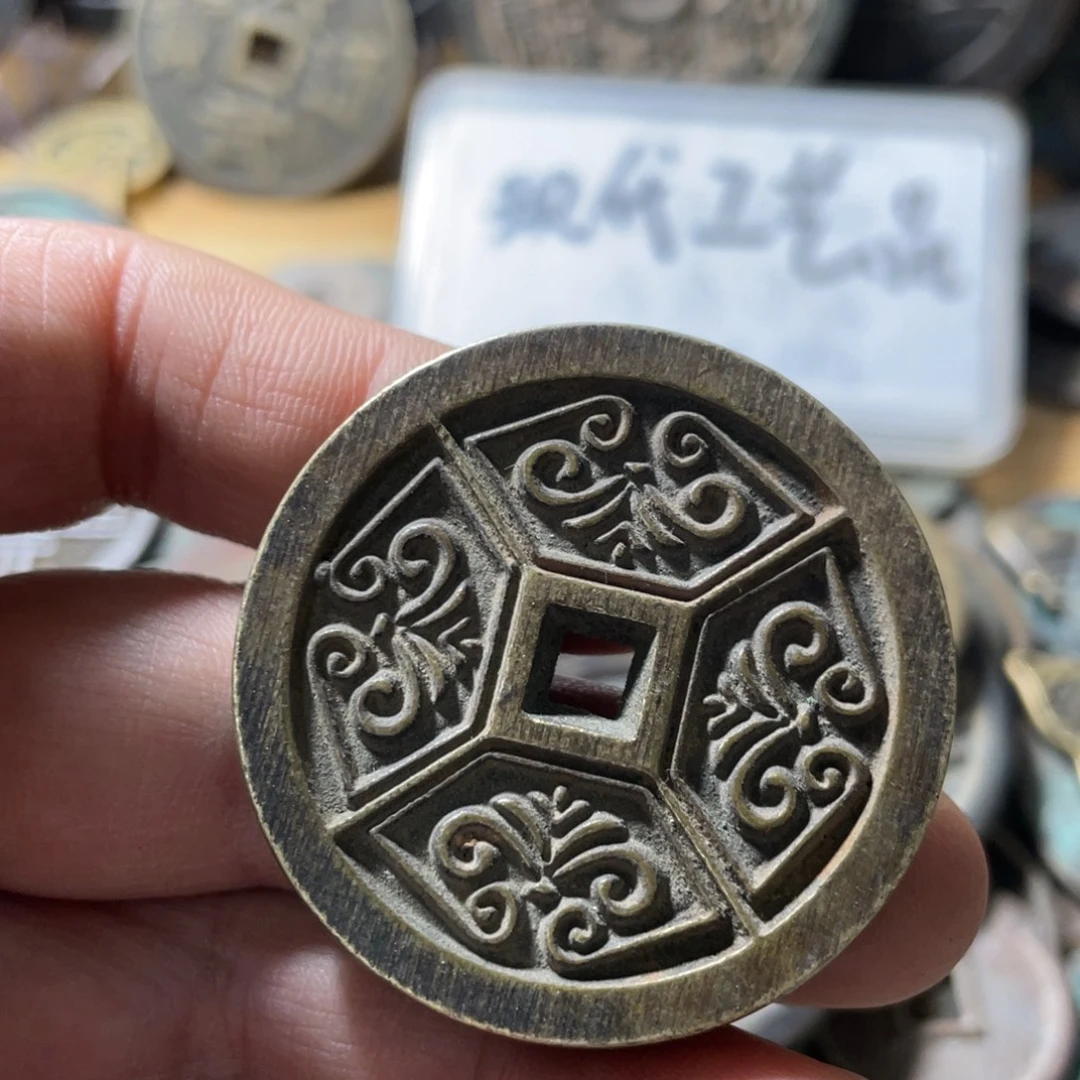 铜现代工艺品学习币