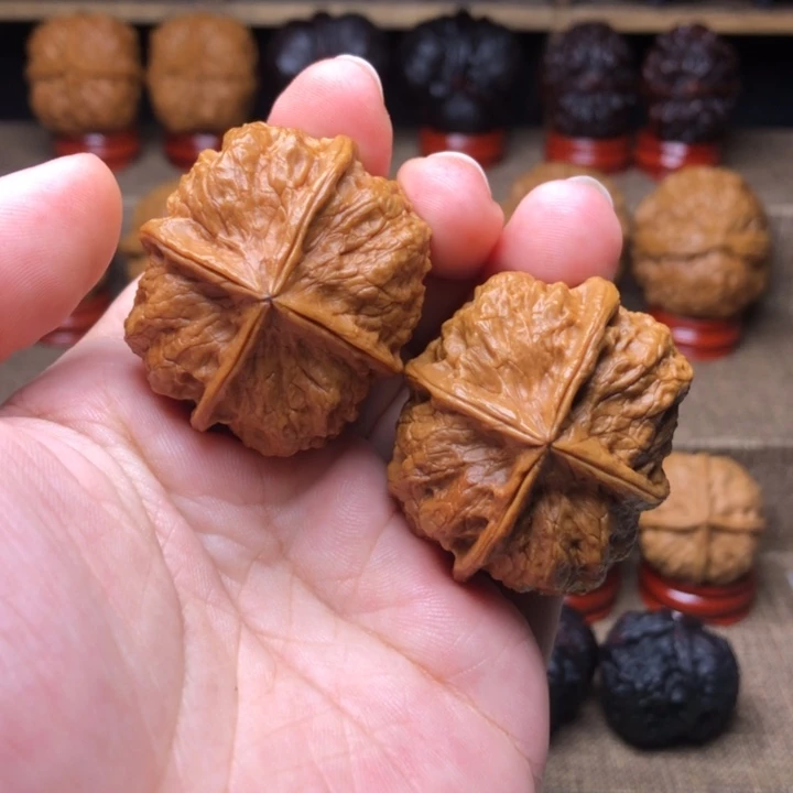 文玩核桃把件75鎏金印39