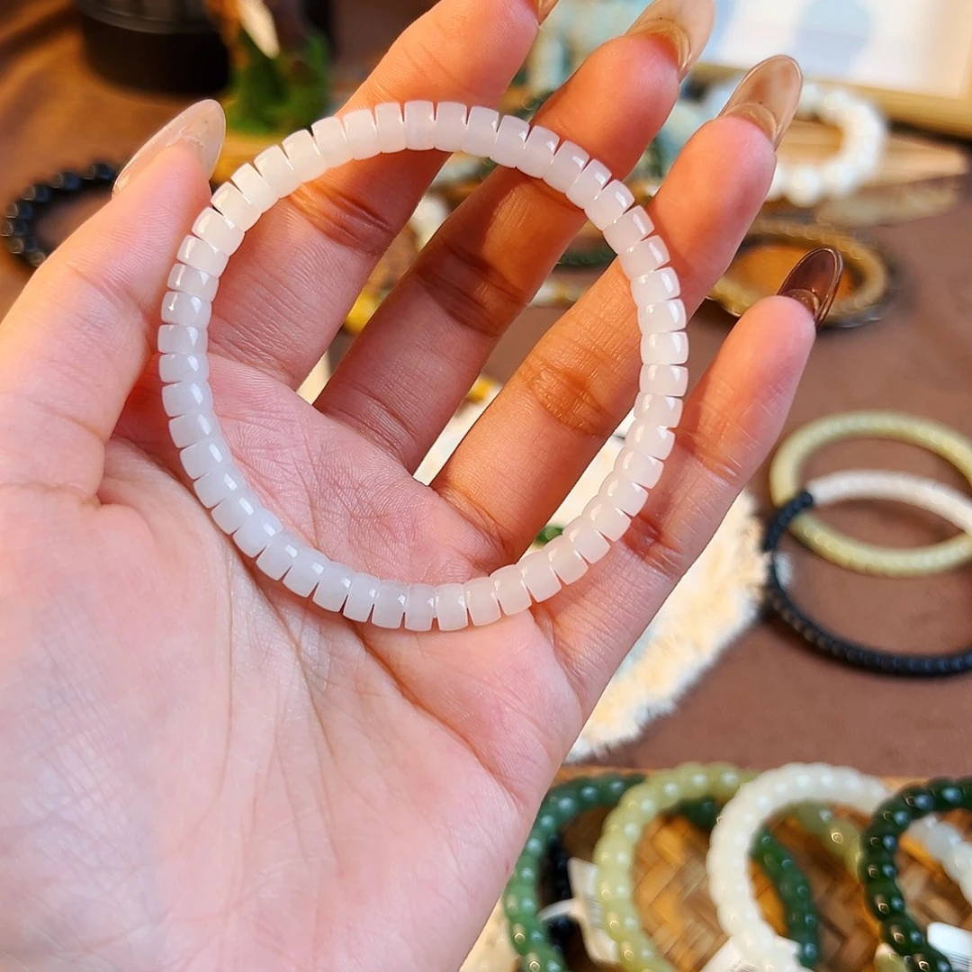 㘤***和田玉未镶嵌手串