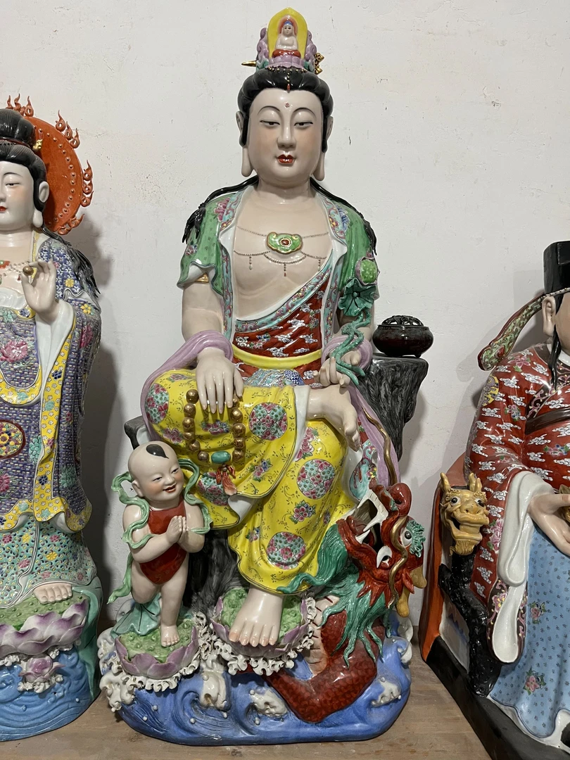 童子拜观音景德镇陶瓷雕刻工艺品坐龙观世音菩萨家用吉祥纳福摆件