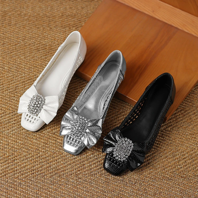 2.5公分羊皮银色浅口真皮单鞋女蝴蝶结水钻低跟玛丽珍奶奶鞋百搭