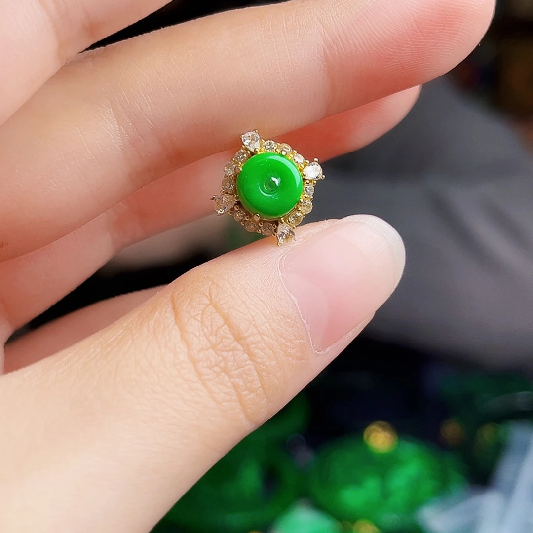 颈饰银S925镶嵌翡翠多样性