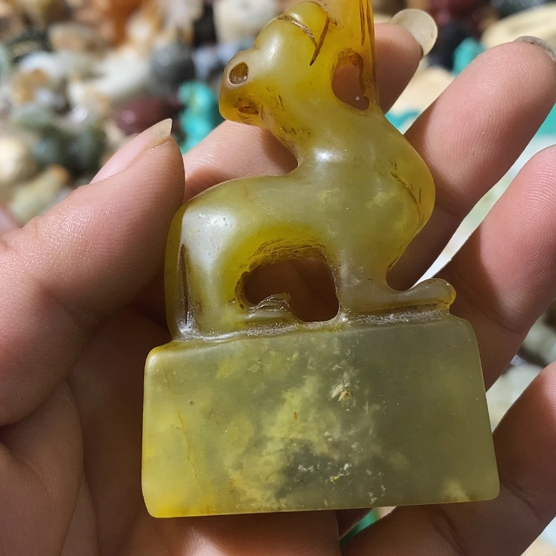 和田玉（糖玉）未镶嵌挂件