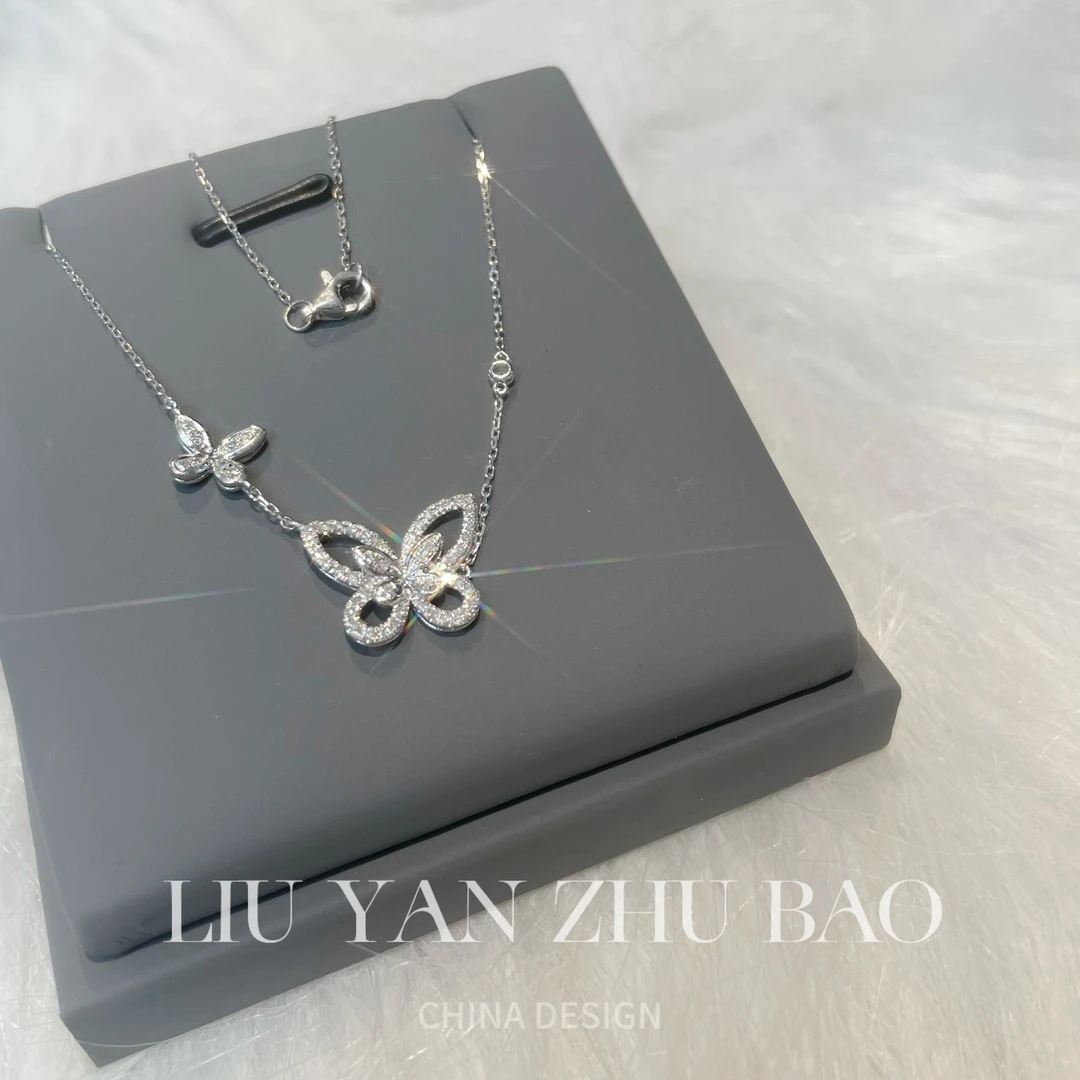 【六言精选】【3克】升级龙虾扣双蝴蝶项链  时尚气质款  ZSXL0391