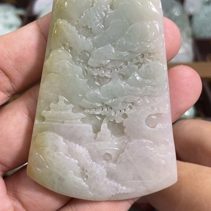 翡翠未镶嵌挂件一