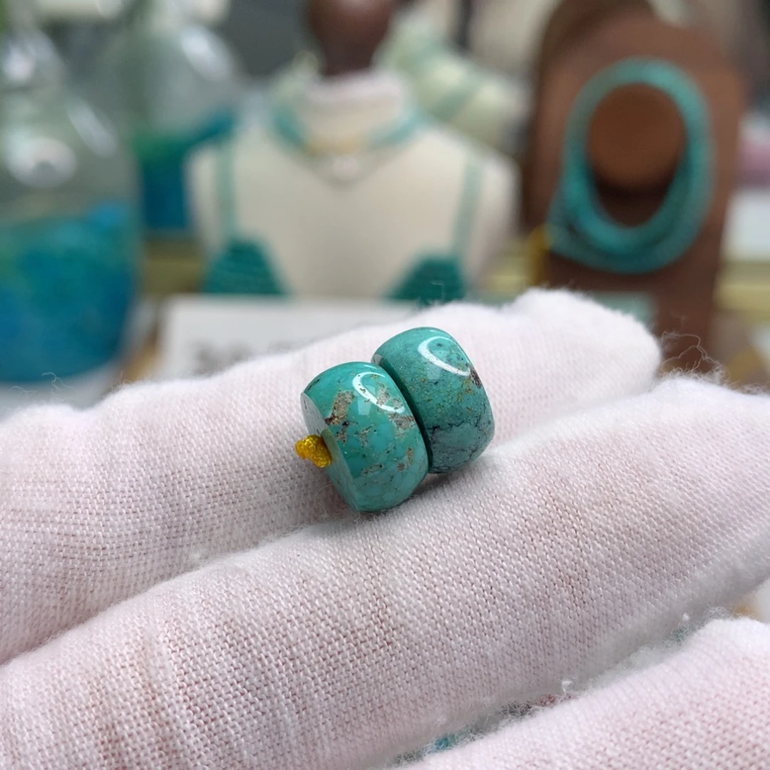 绿松石未镶嵌饰品