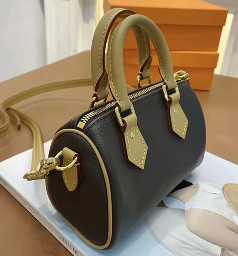 单根单肩斜挎包冷门不撞款包包轻奢清御姐风